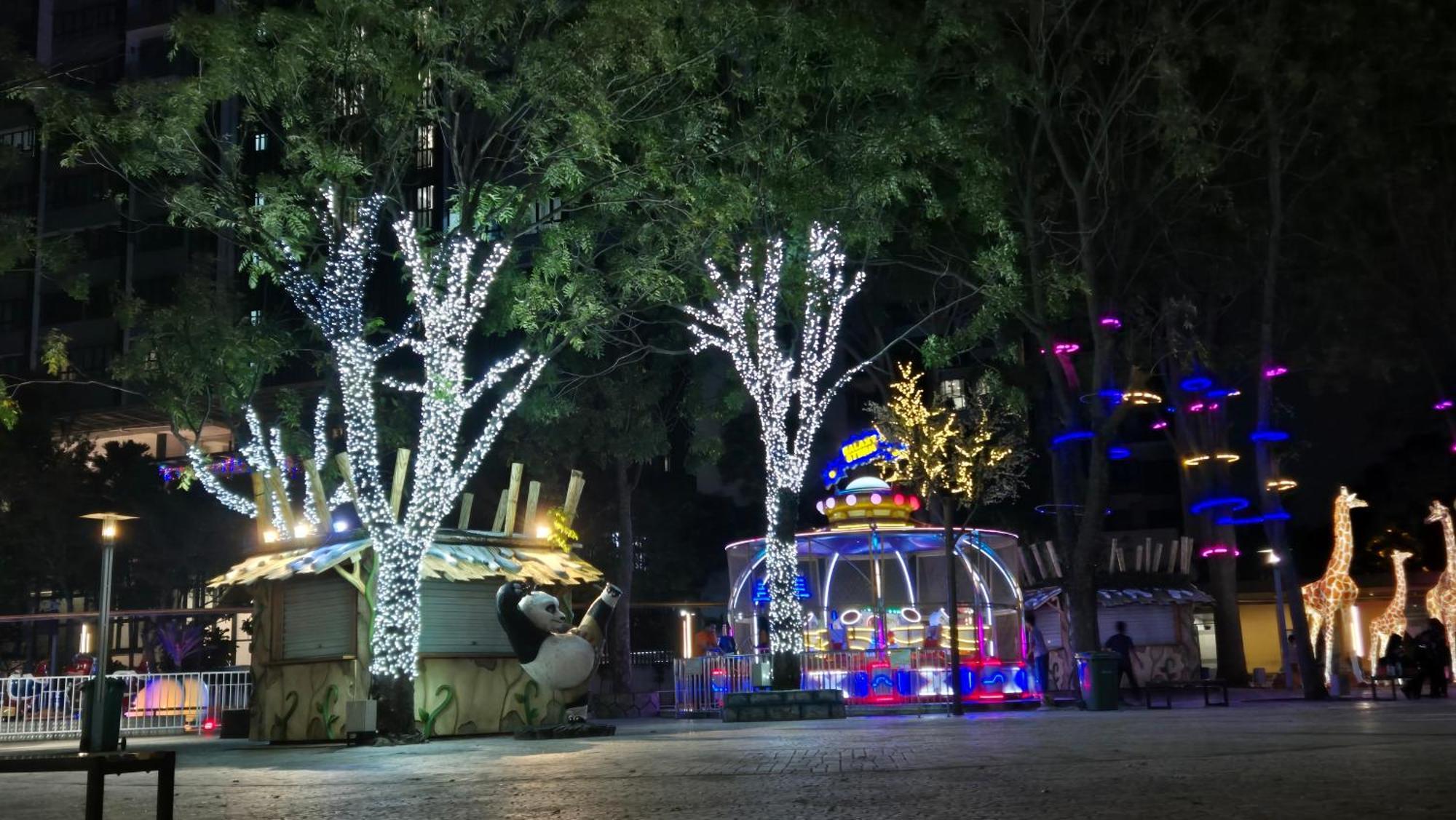I-City Free Wifi 55Inch Smarttv Car Park Fit 5Pax 莎阿南 外观 照片